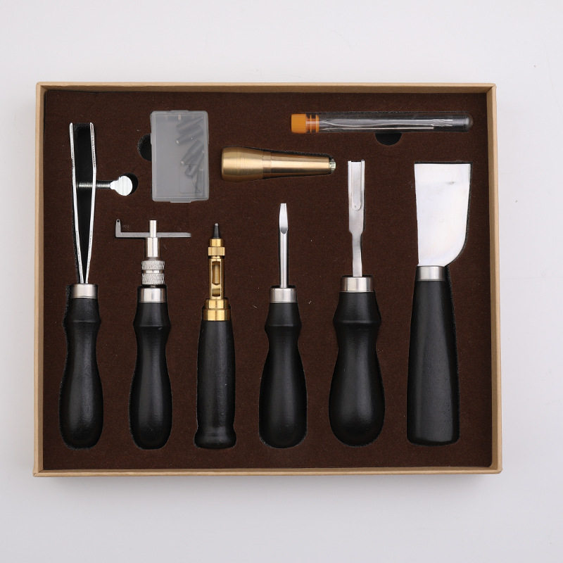 مجموعة أدوات خياطة يدوية للجلد - مراجعة Leatherwork Beginner Tools وسعره