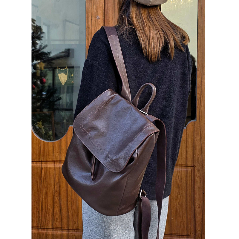 حقيبة ظهر نسائية من جلد البقر  - مراجعة Leather Work Rucksack وسعره