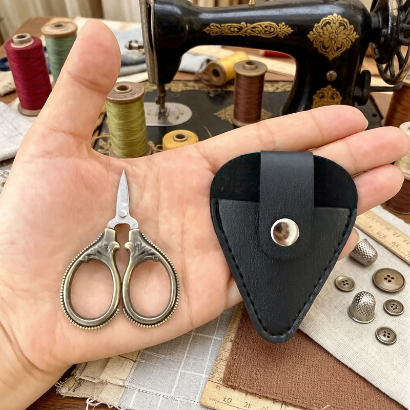 مقص صغير عتيق الطراز مع غطاء م - مراجعة Leather Work In Art وسعره